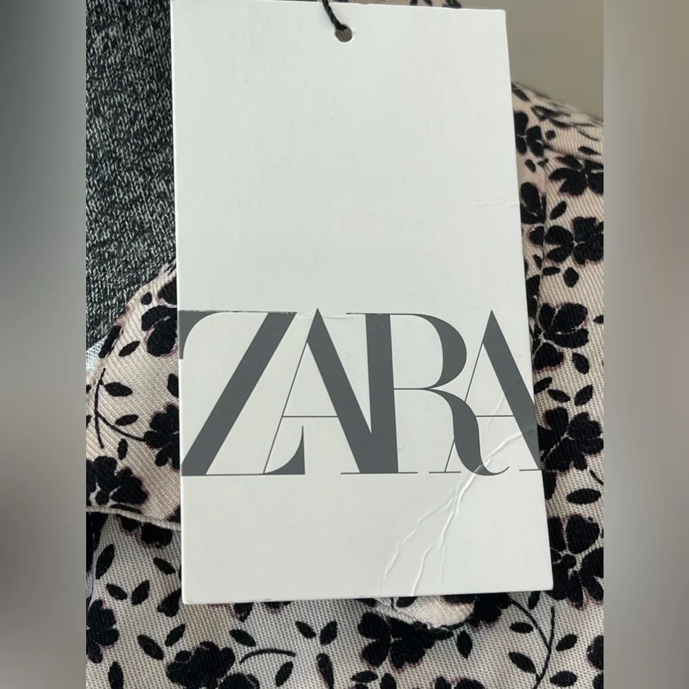 🆕Zara NWT girls size 10 boho style floral beige and‎ black pullover dress short